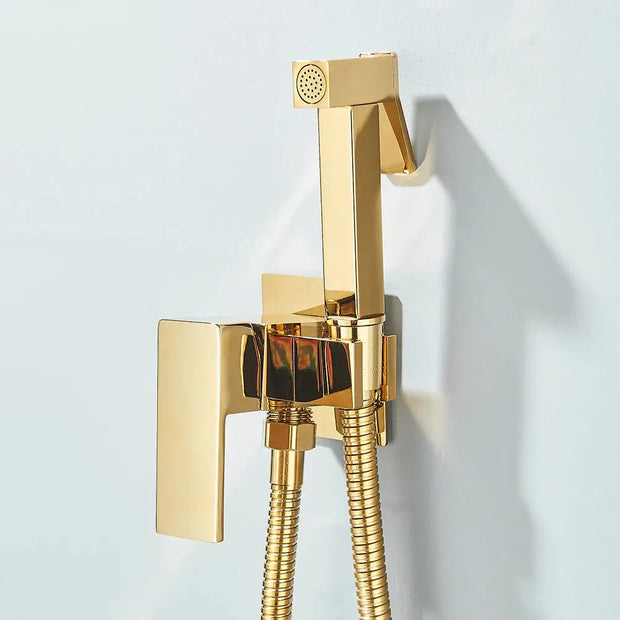 Douchette Bidet Hygiénique Or pour WC Eau Chaude/Froide - La Boutique Des Toilettes 
